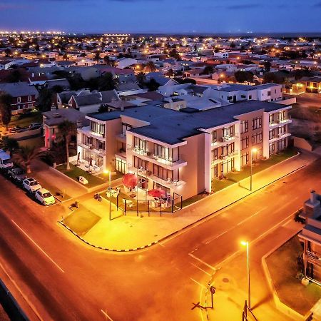 Flamingo Villas Boutique Hotel Walvis Bay Bagian luar foto