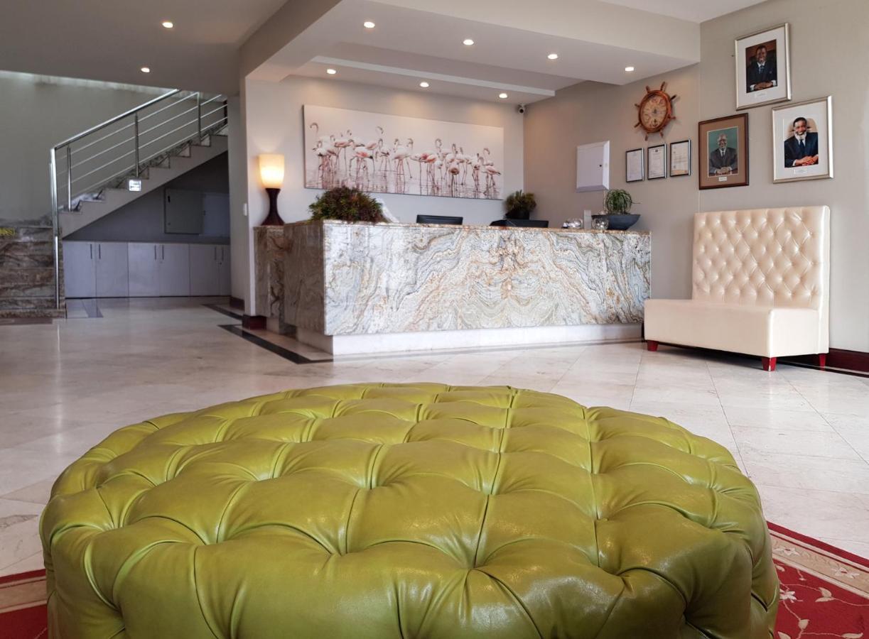 Flamingo Villas Boutique Hotel Walvis Bay Bagian luar foto