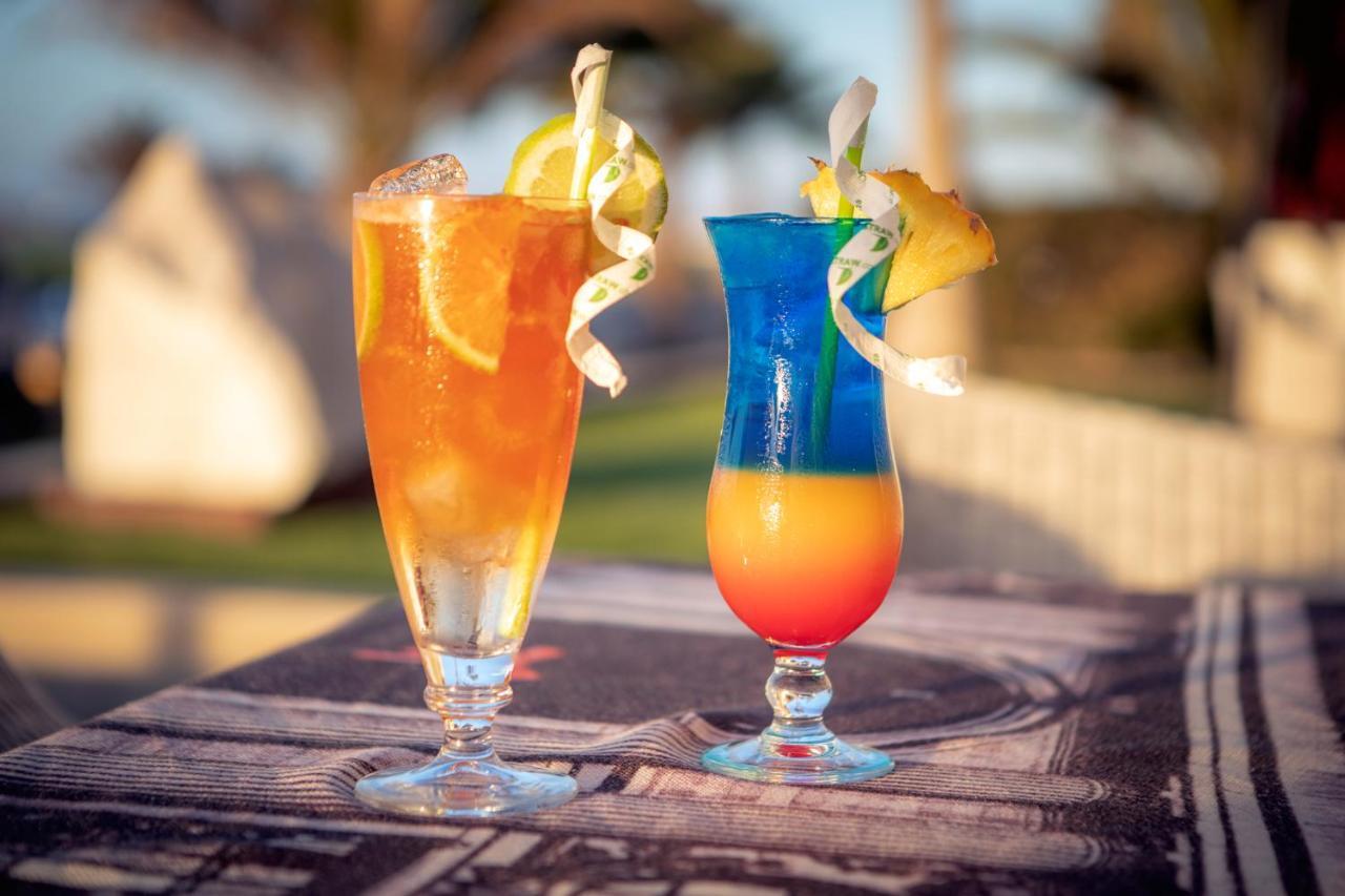 Flamingo Villas Boutique Hotel Walvis Bay Bagian luar foto