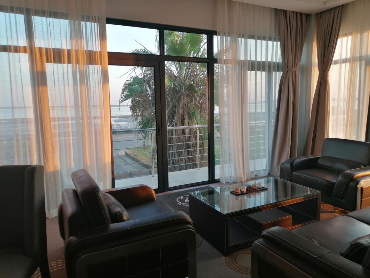 Flamingo Villas Boutique Hotel Walvis Bay Bagian luar foto